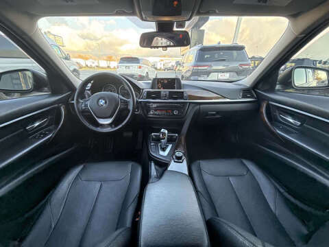 2015 BMW 3 Series 328i