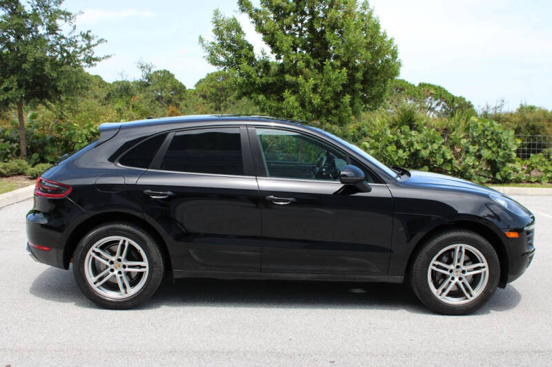 2017 Porsche Macan