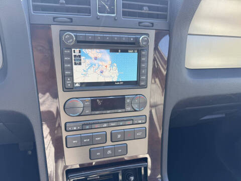 2014 Lincoln Navigator L