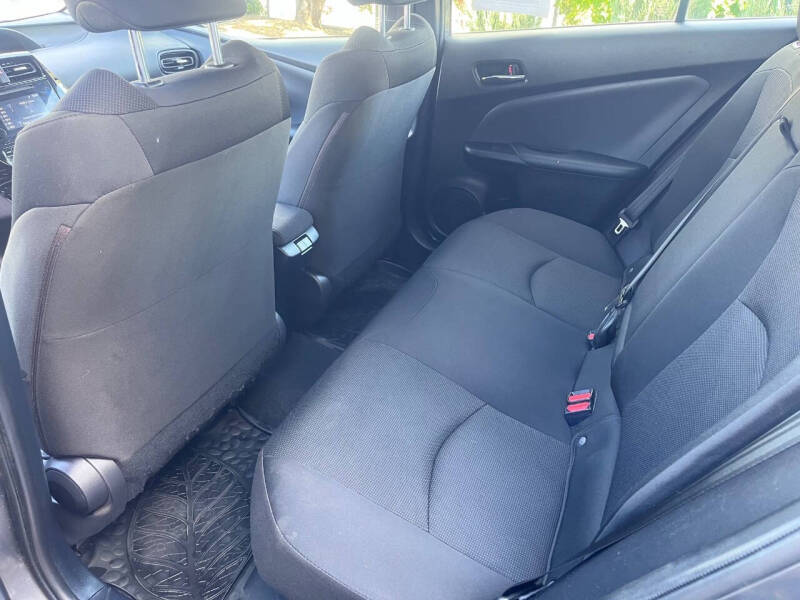 2019 Toyota Prius L Eco