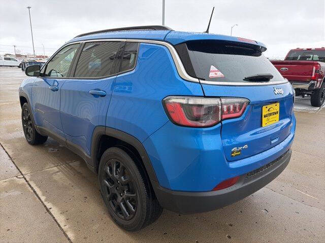 2022 Jeep Compass Latitude Lux