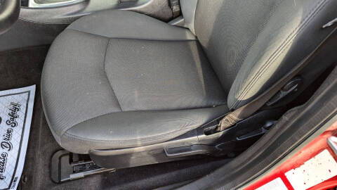 2012 Dodge Avenger SE