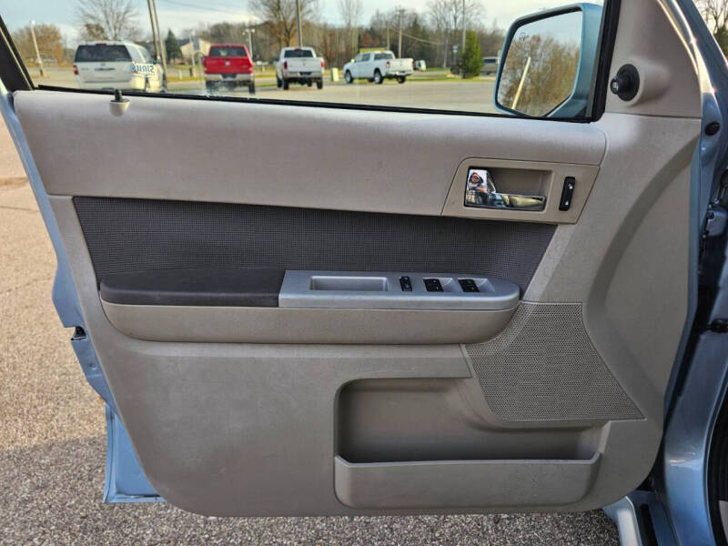 2009 Mercury Mariner Premier I4