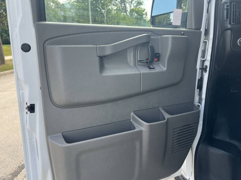 2019 Chevrolet Express 2500