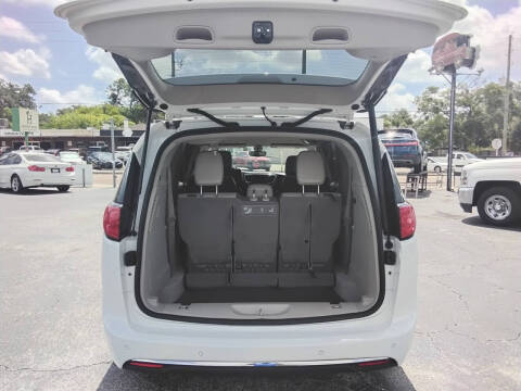 2018 Chrysler Pacifica Touring L