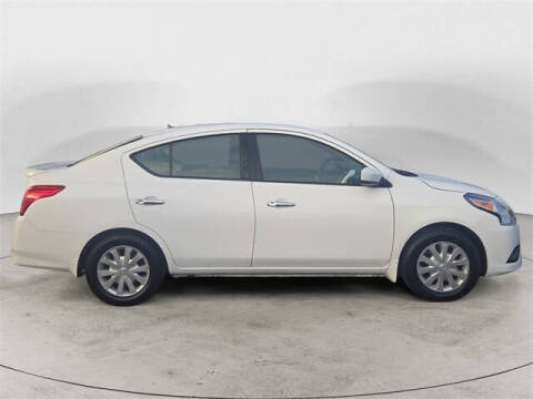 2018 Nissan Versa