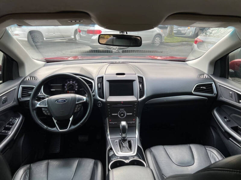 2016 Ford Edge Titanium