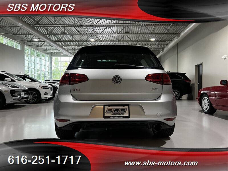 2017 Volkswagen Golf GTI SE