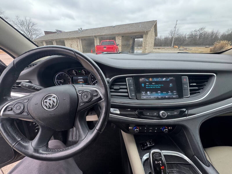 2019 Buick Enclave Essence