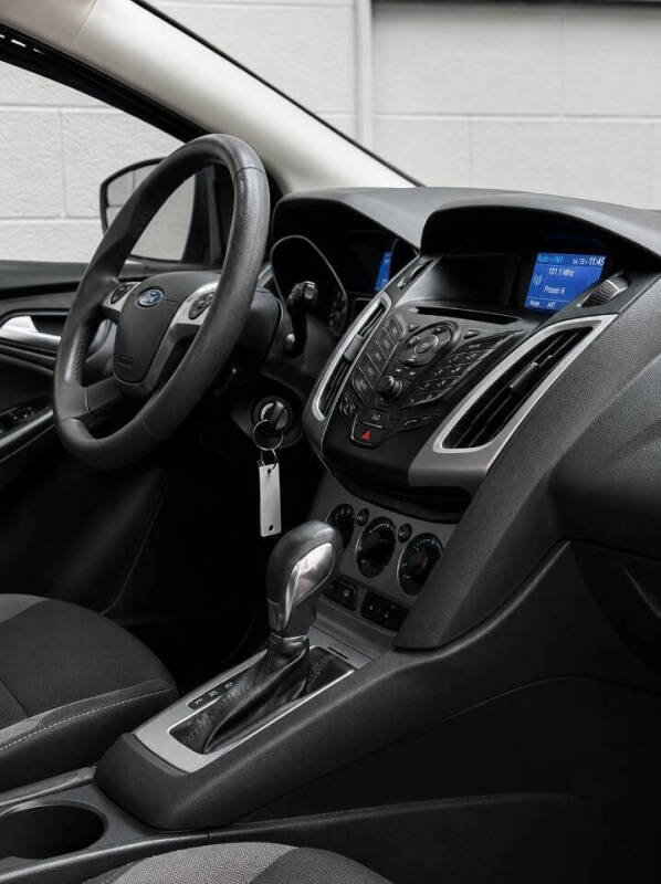 2012 Ford Focus SE