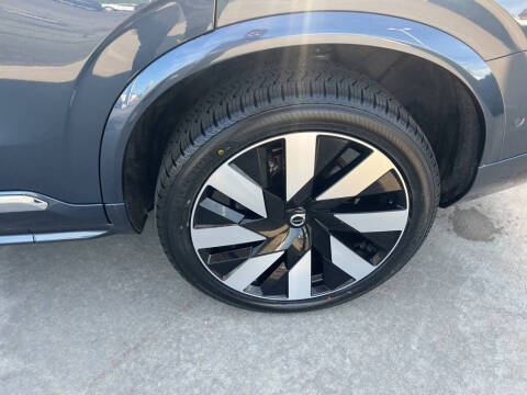 2023 Volvo XC90 Recharge T8 Ultimate Bright Theme 7P