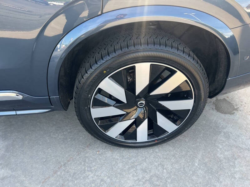 2023 Volvo XC90 Recharge T8 Ultimate Bright Theme 7P