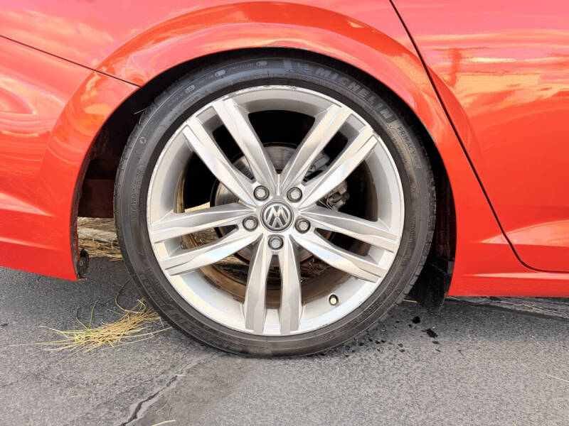 2019 Volkswagen Jetta R-Line