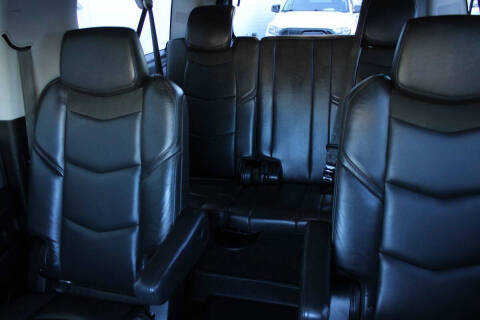 2018 Cadillac Escalade ESV Premium Luxury