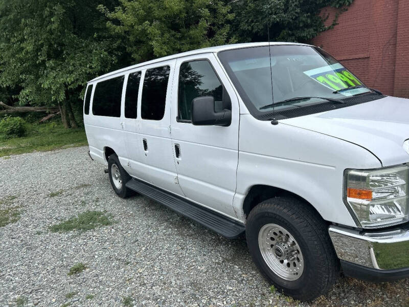 2008 Ford E-Series E-350 SD XLT