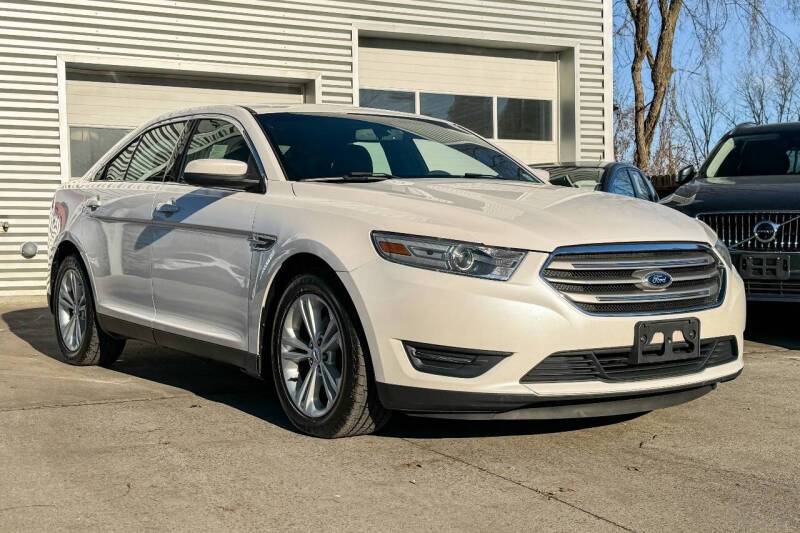 2013 Ford Taurus for sale at DAVE MOSHER AUTO SALES in Albany NY