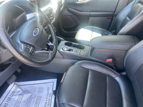 2020 Ford Escape SEL