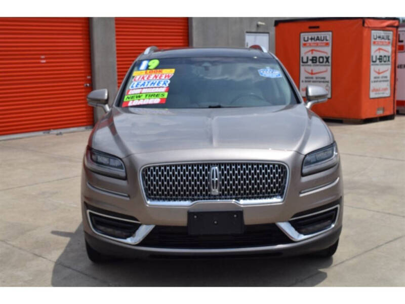 2019 Lincoln Nautilus Select