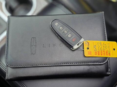 2016 Lincoln Navigator Select