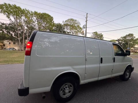 2017 Chevrolet Express 2500