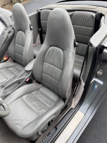 2003 Porsche 911 Carrera