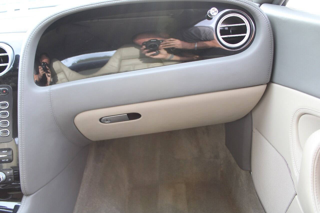 2007 Bentley Continental 52