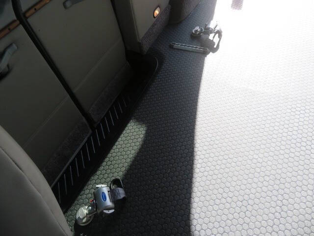 2013 Ford E-Series E-150