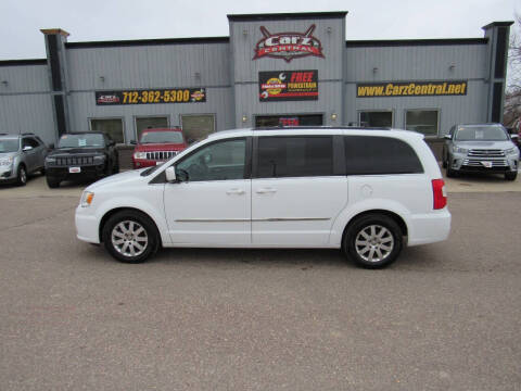 2014 Chrysler Town and Country Touring