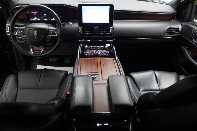 Used 2021 Lincoln Navigator Base with VIN 5LMJJ2MT3MEL07648 for sale in Natchez, MS