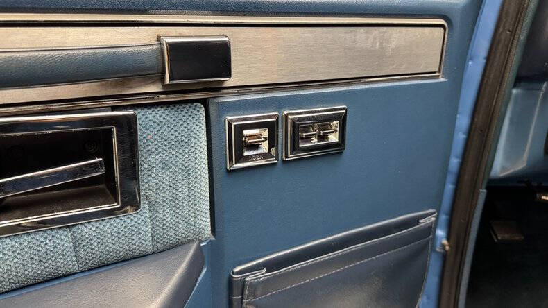 1987 Chevrolet R/V 10 Series