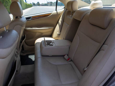 2005 Lexus ES 330