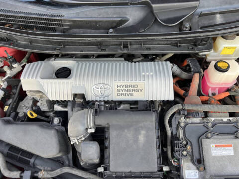 2012 Toyota Prius Two