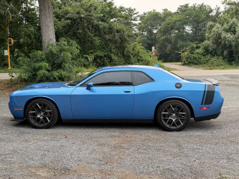 2016 Dodge Challenger 392 HEMI Scat Pack Shaker
