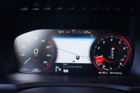 2016 Volvo XC90 T6 Momentum