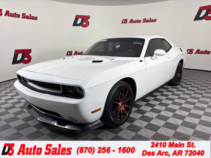 2014 Dodge Challenger R/T's photo