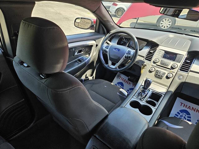 2019 Ford Taurus SEL