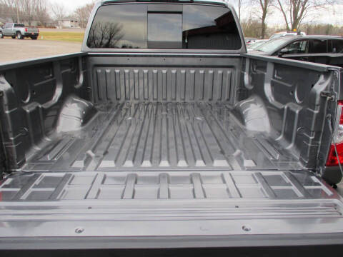 2023 Nissan Titan SV