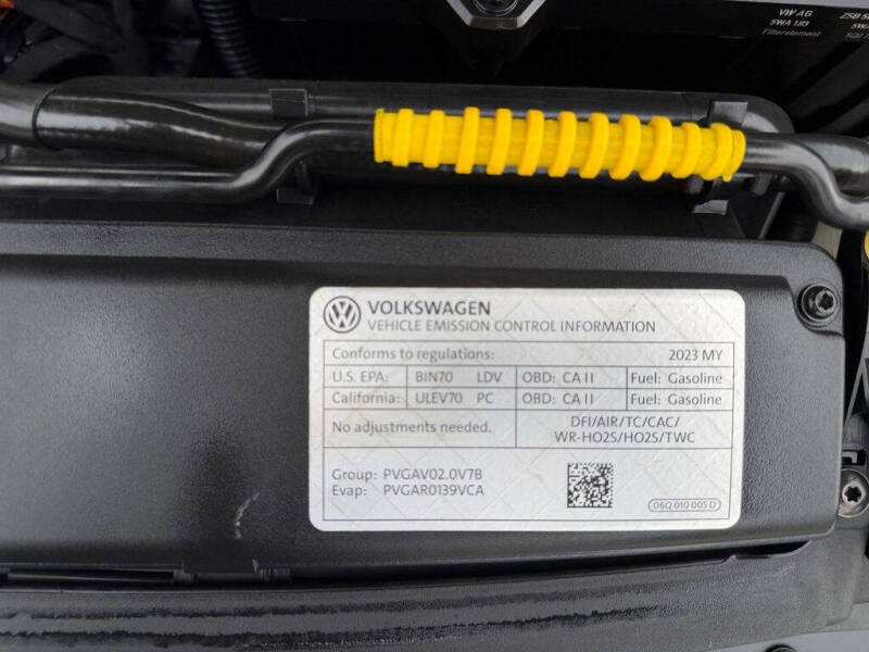 2023 Volkswagen Golf GTI 40th Anniversary Edition