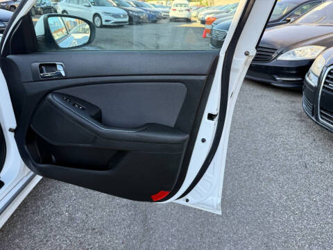 2011 Kia Optima Hybrid