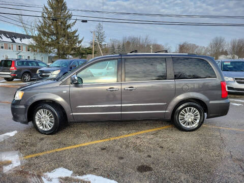 2014 Chrysler Town and Country 30th Anniversary