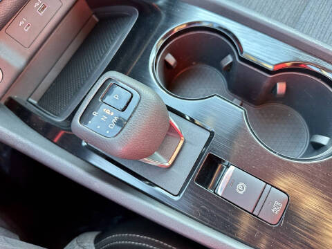 2022 Nissan Rogue S
