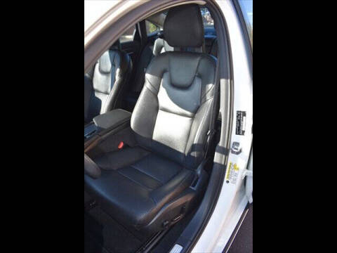 2017 Volvo S90 T5 Momentum