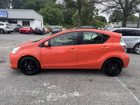 2013 Toyota Prius c Two