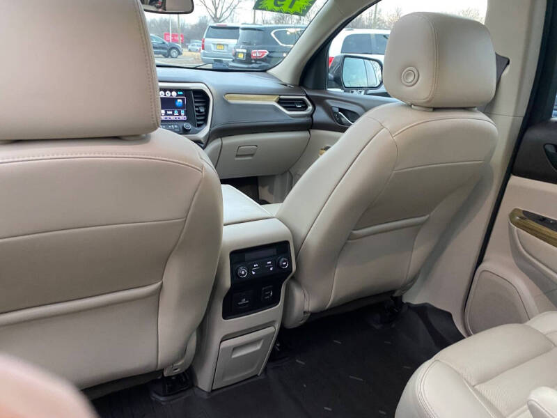 2019 GMC Acadia Denali
