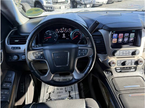 2017 GMC Yukon XL Denali