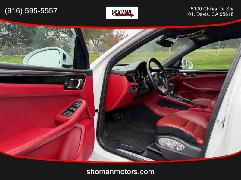 2015 Porsche Macan S