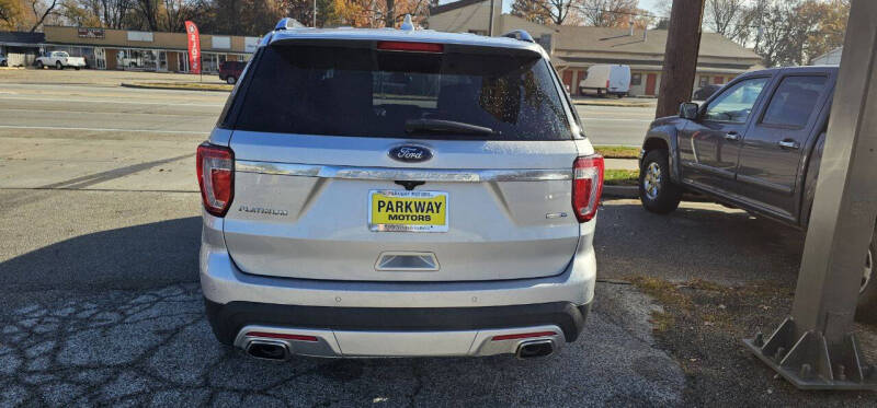 2017 Ford Explorer Platinum