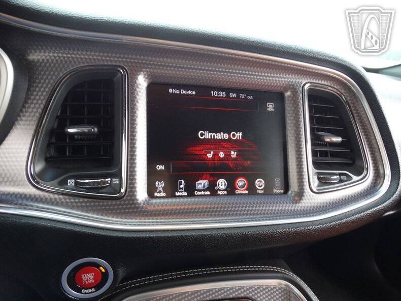 2015 Dodge Challenger SRT Hellcat