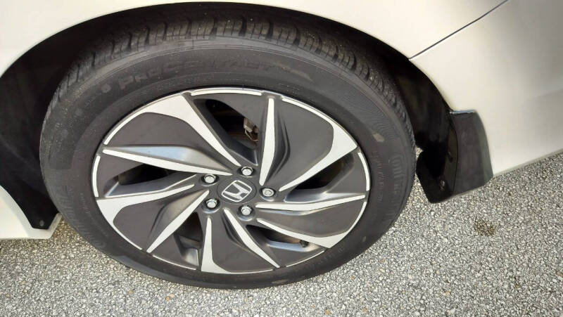 2019 Honda Insight Touring