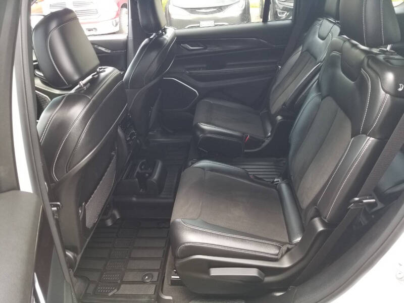 2022 Jeep Grand Cherokee L Altitude